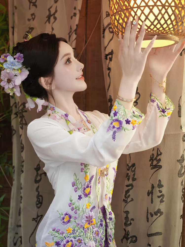 Exquisite Ethnic Women's Fashi - Ethnic Fashion Photography incelemesi ve fiyatı