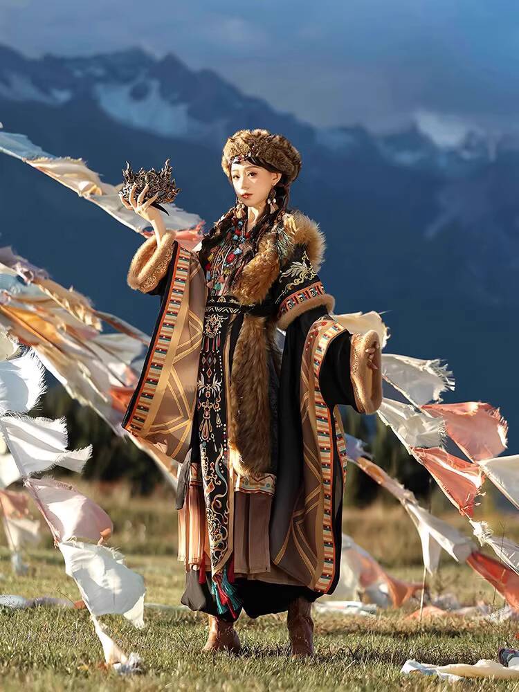 Travel Photography Series Tibe - Ethnic Clothing & Online Fashion Store Khaadi Uk incelemesi ve fiyatı
