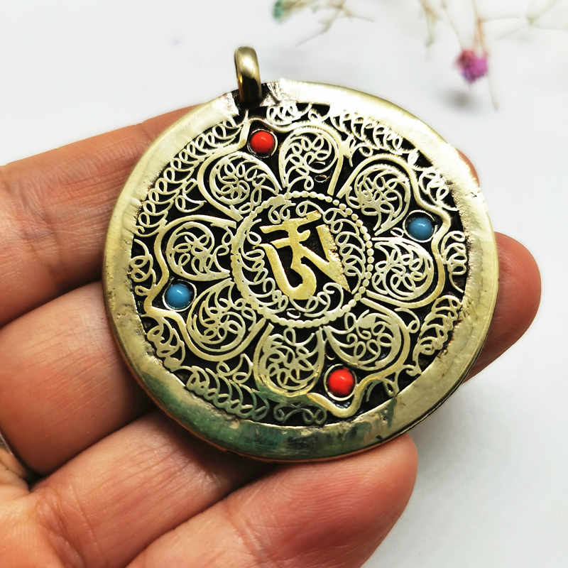 Tibetan OM Mantras Amulet Copp - Ethnic Fashion Com incelemesi ve fiyatı