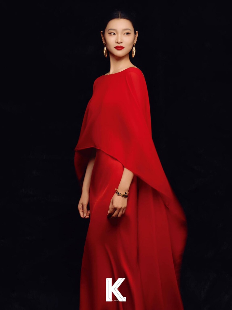 2026 New Fashion High-End Red  - Ethnic Fashion Photography incelemesi ve fiyatı