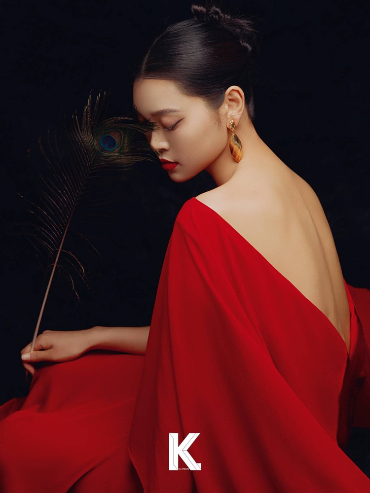 2026 New Fashion High-End Red  - Ethnic Fashion Photography incelemesi ve fiyatı