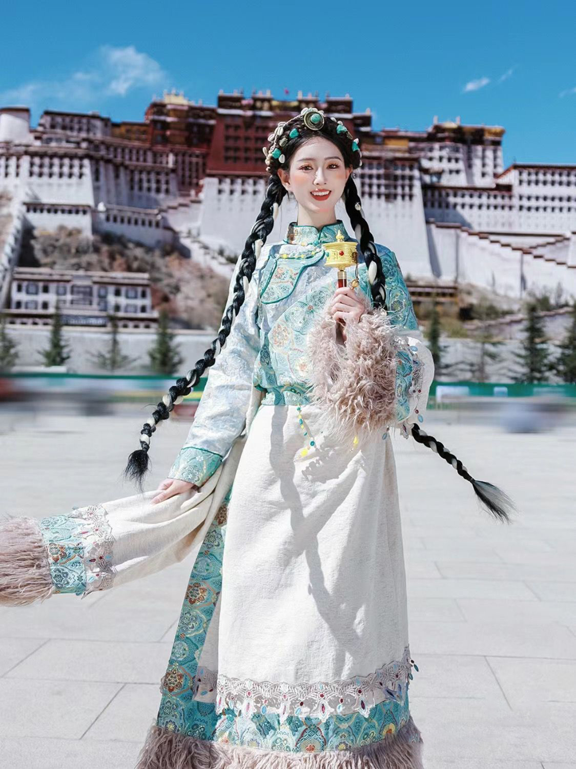 Blue Tibetan Ethnic Noblewoman - Ethnic Clothing & Online Fashion Store Khaadi Uk incelemesi ve fiyatı