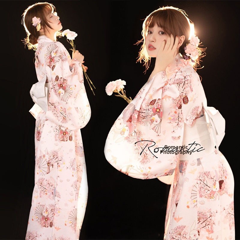 Dark Elegant Girl Kimono Photo - Ethnic Clothing & Online Fashion Store Khaadi Uk incelemesi ve fiyatı